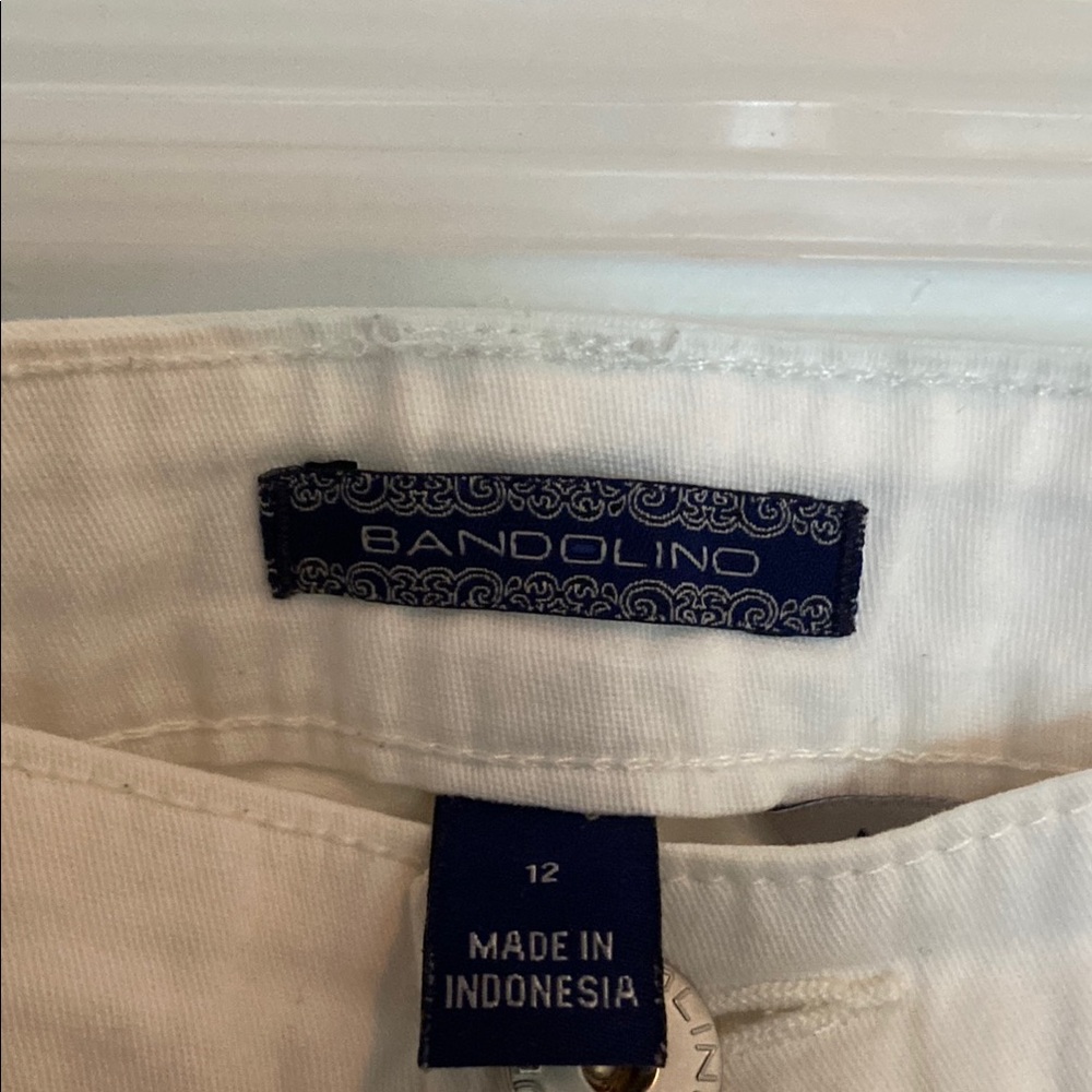 Bandilino Maddie White Pants - Picture 2 of 16